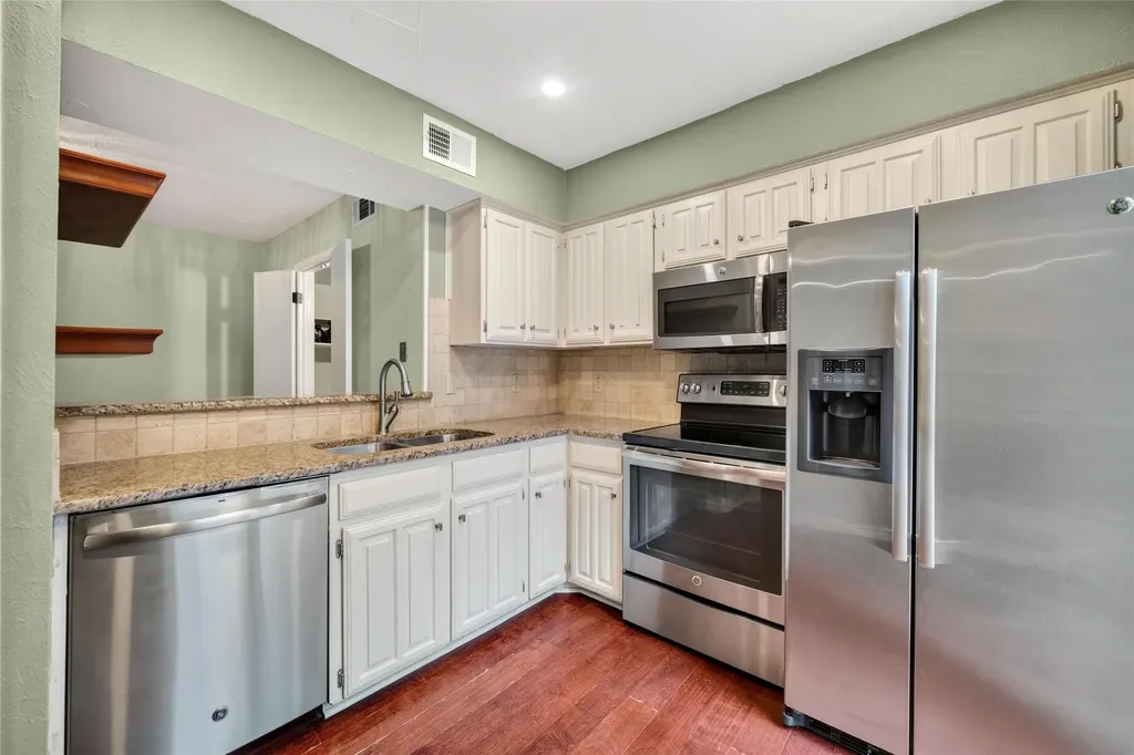 5626 Preston Oaks Road Dallas TX 75254