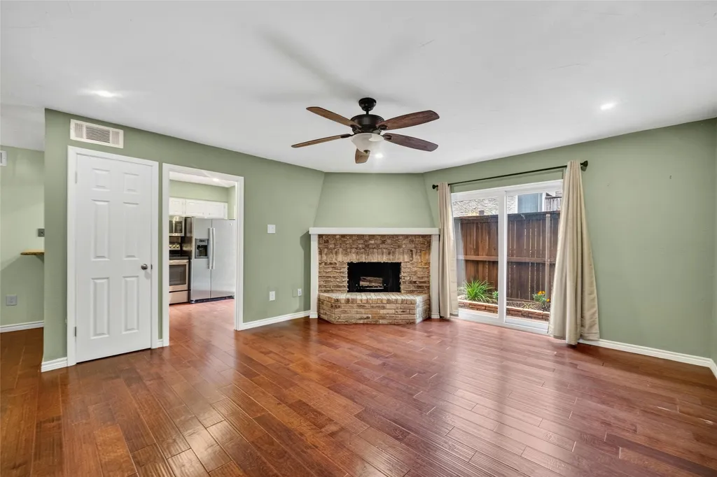 5626 Preston Oaks Road Dallas TX 75254
