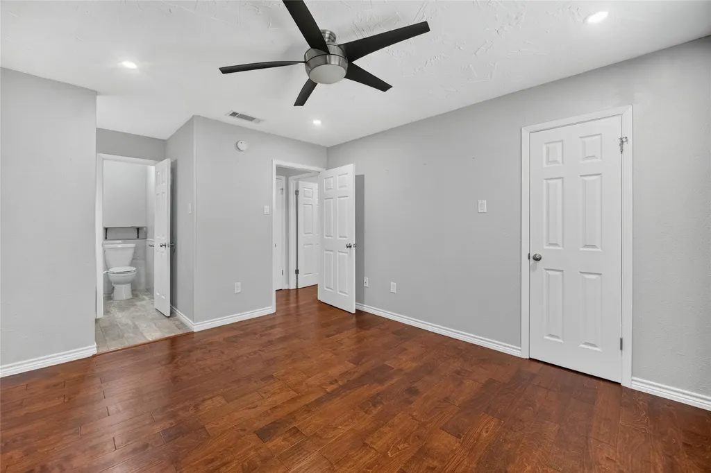 5626 Preston Oaks Road Dallas TX 75254