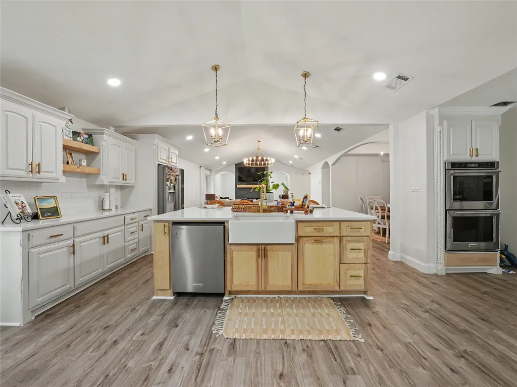 6701 Nauert Road Forest Hill TX 76140