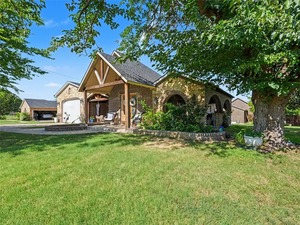 6701 Nauert Road Forest Hill TX 76140
