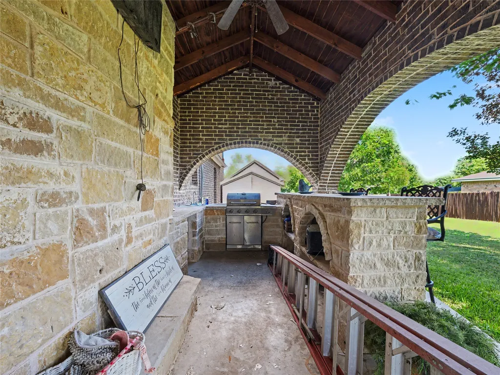 6701 Nauert Road Forest Hill TX 76140