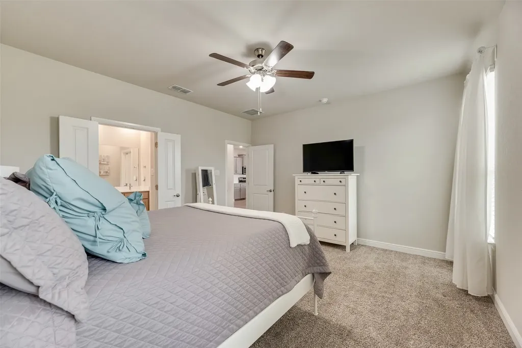 517 Frenchpark Drive Fort Worth TX 76052
