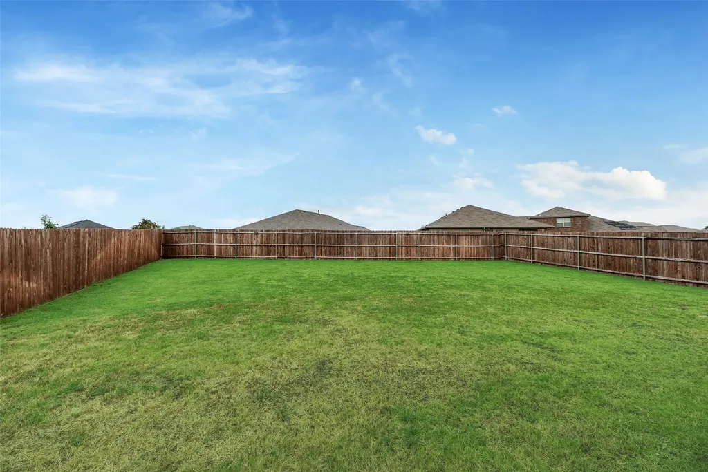 517 Frenchpark Drive Fort Worth TX 76052