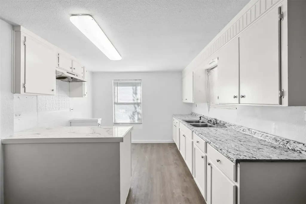 120 E Monterey Street Denison TX 75021