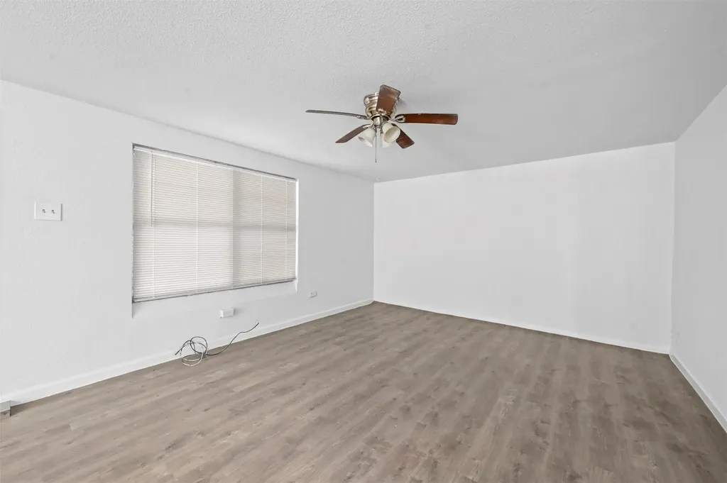 120 E Monterey Street Denison TX 75021