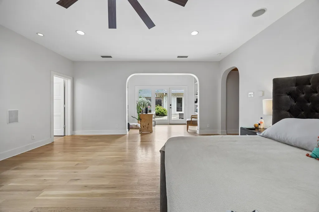 8423 Santa Clara Drive Dallas TX 75218
