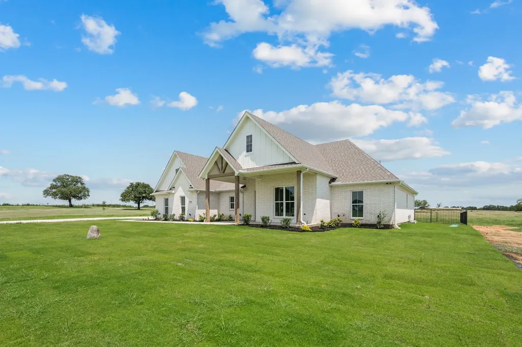 2705 Gospel Road Tolar TX 76476