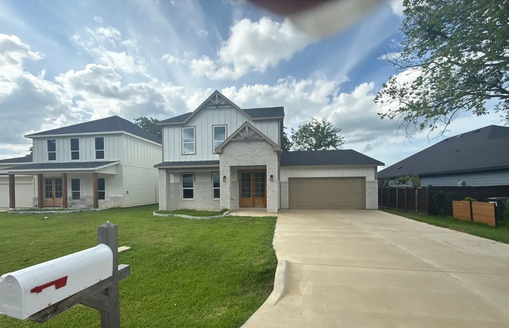 1997 Lakeview Drive Tool TX 75143