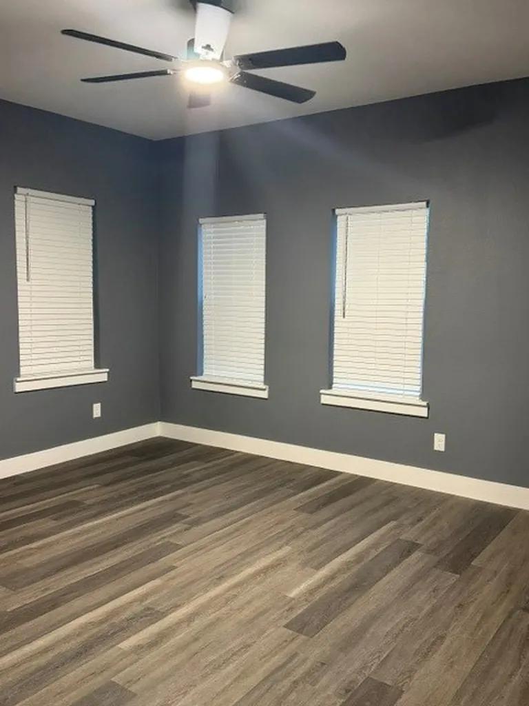 405 E Evans Street Hearne TX 77859