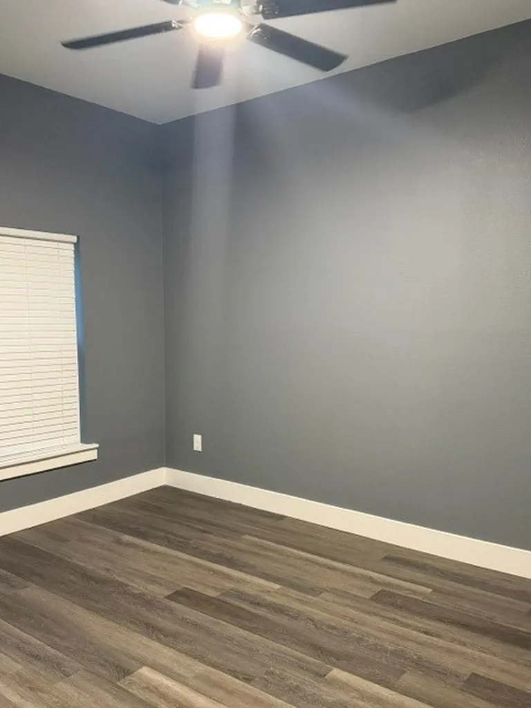 405 E Evans Street Hearne TX 77859