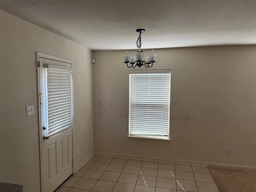 110 Cowpoke Court Newark TX 76071