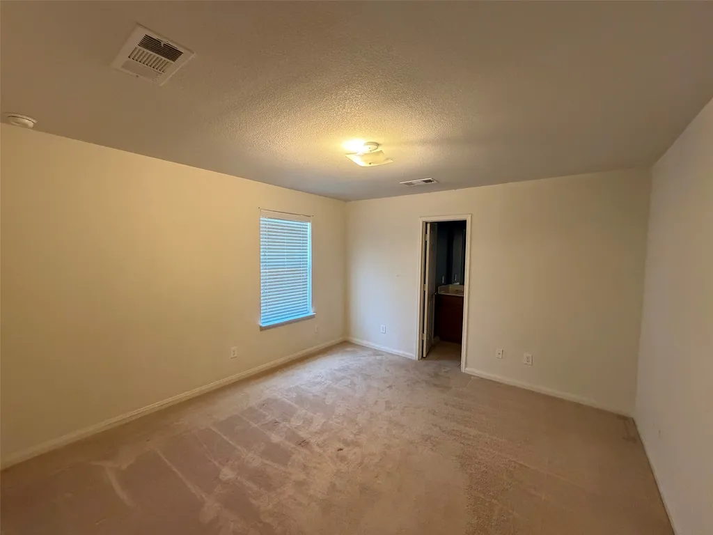 110 Cowpoke Court Newark TX 76071