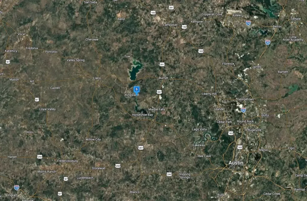 115 Eagle Feather Kingsland TX 78639