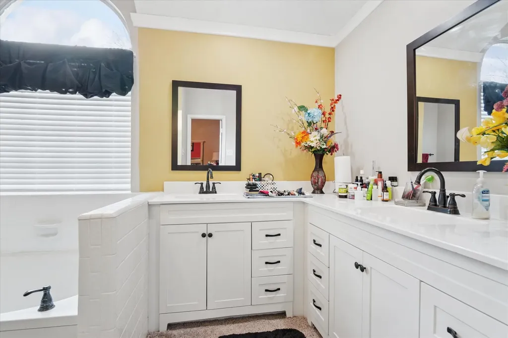 804 Clover Hill Lane Cedar Hill TX 75104