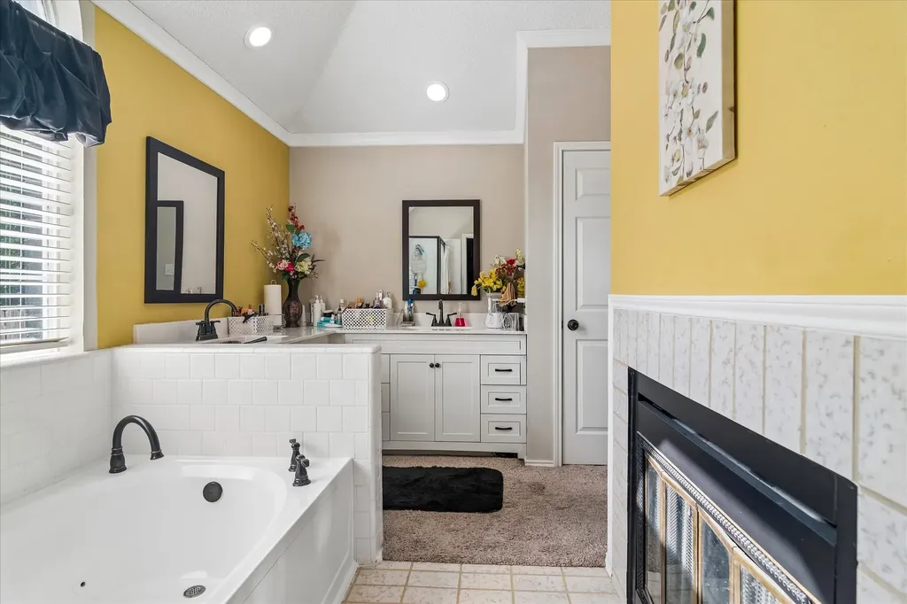 804 Clover Hill Lane Cedar Hill TX 75104