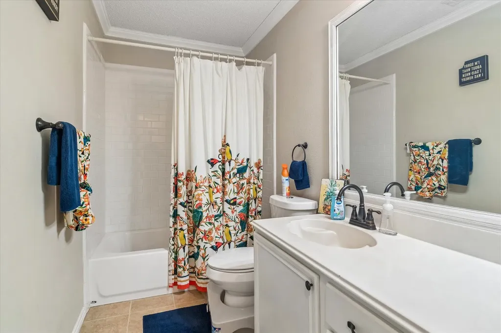 804 Clover Hill Lane Cedar Hill TX 75104