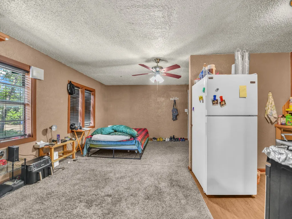 4805 Parrish Road Haltom City TX 76117
