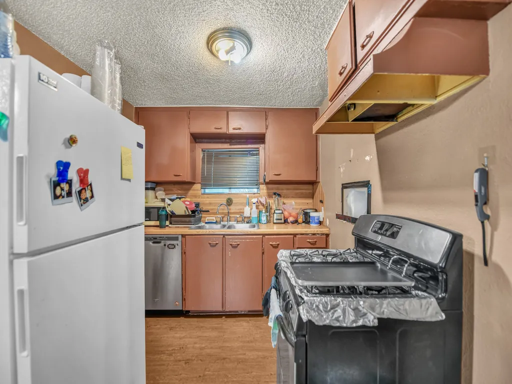 4805 Parrish Road Haltom City TX 76117