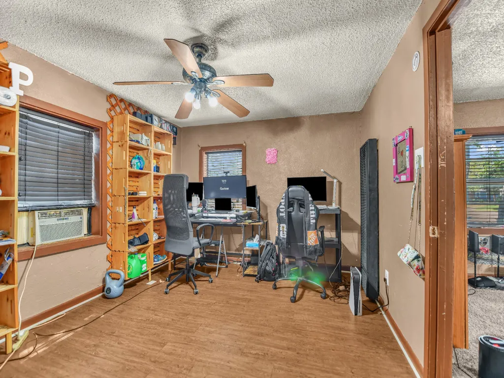 4805 Parrish Road Haltom City TX 76117