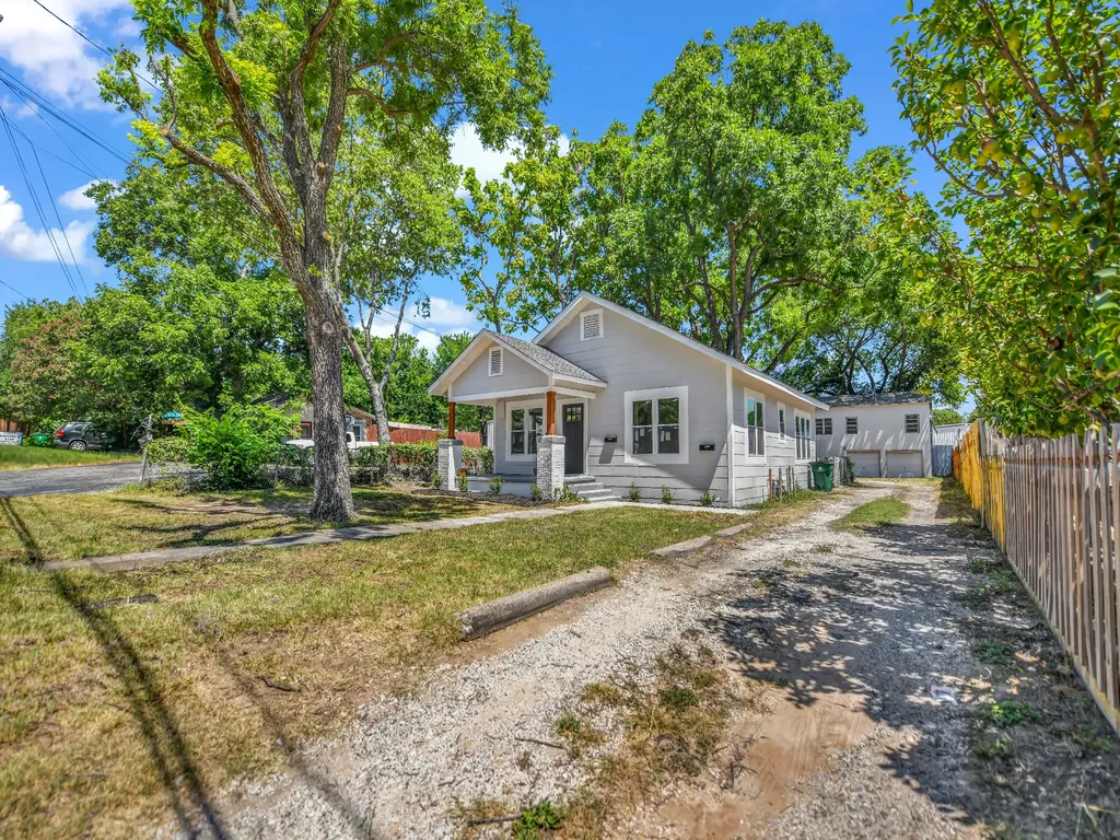 4805 Parrish Road Haltom City TX 76117