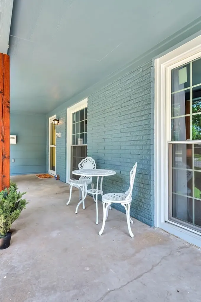 4221 Sanger Avenue Waco TX 76710