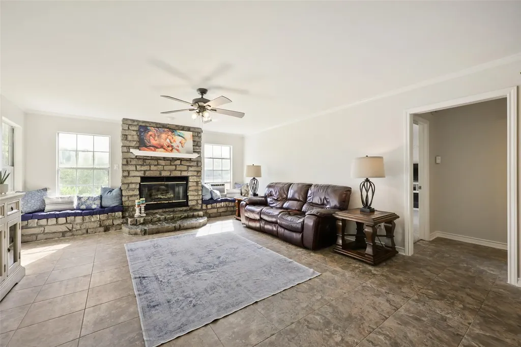 626 Epps Road Palmer TX 75152