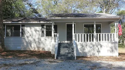 708 Ellington Street Atlanta TX 75551
