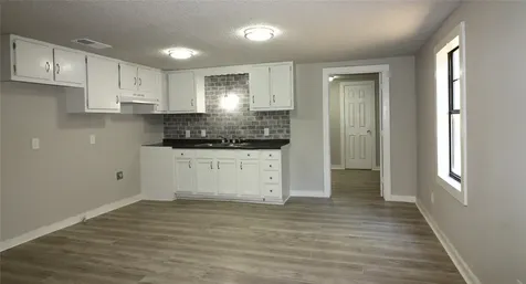 708 Ellington Street Atlanta TX 75551