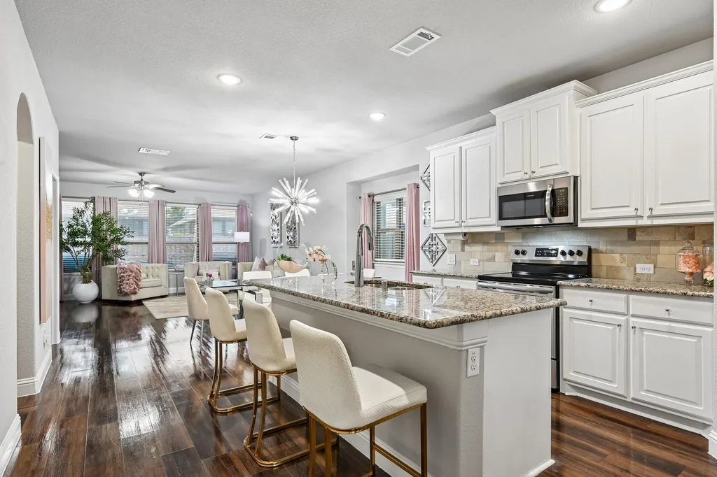 113 Cool Meadows Lane Red Oak TX 75154
