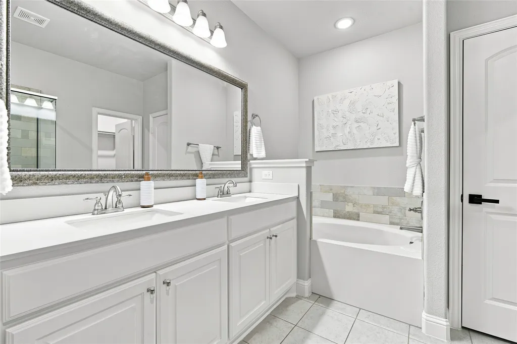 113 Cool Meadows Lane Red Oak TX 75154