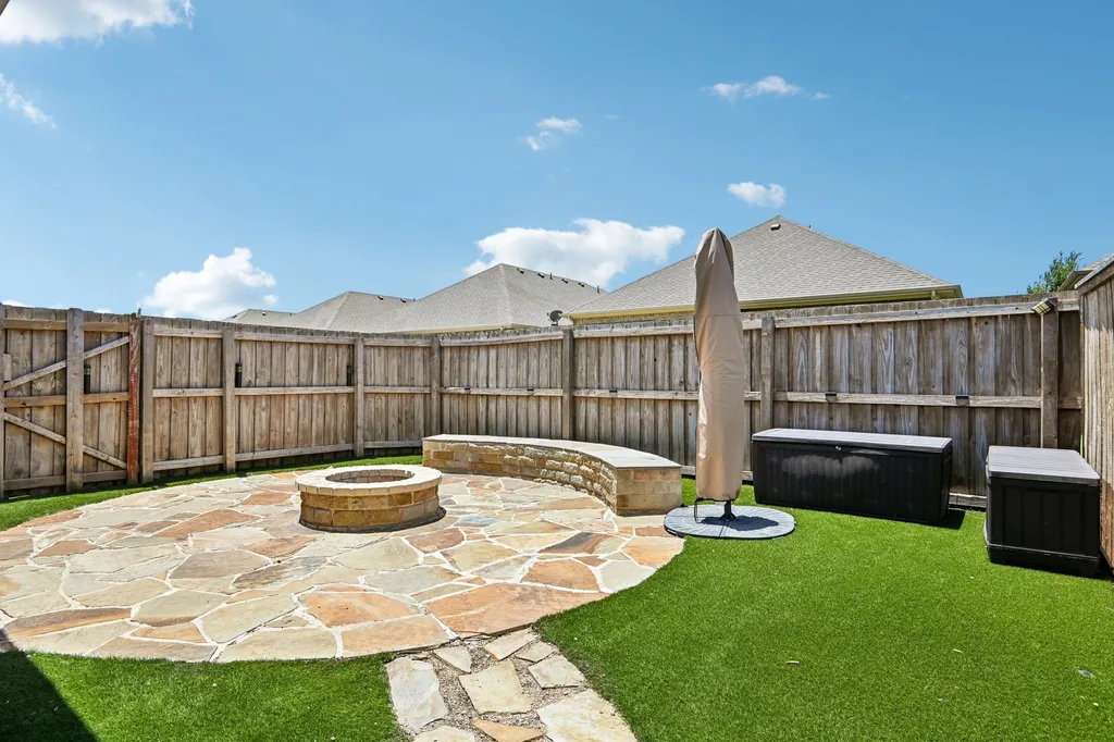 113 Cool Meadows Lane Red Oak TX 75154