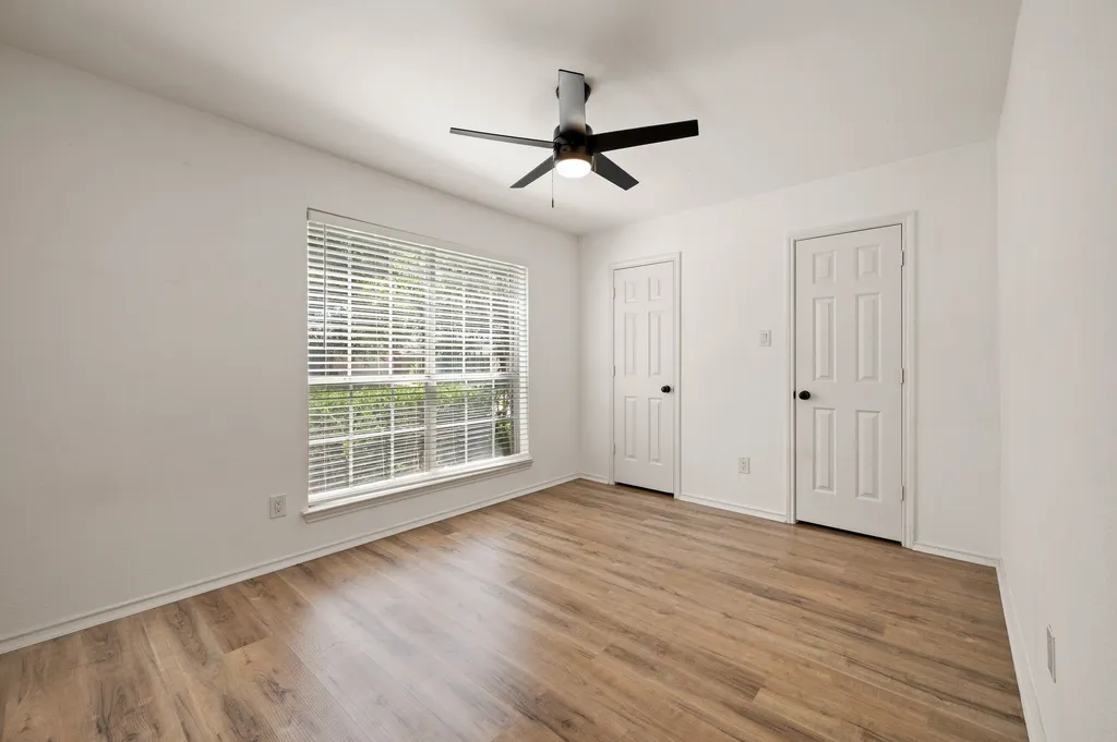 1208 Hanover Drive Euless TX 76040