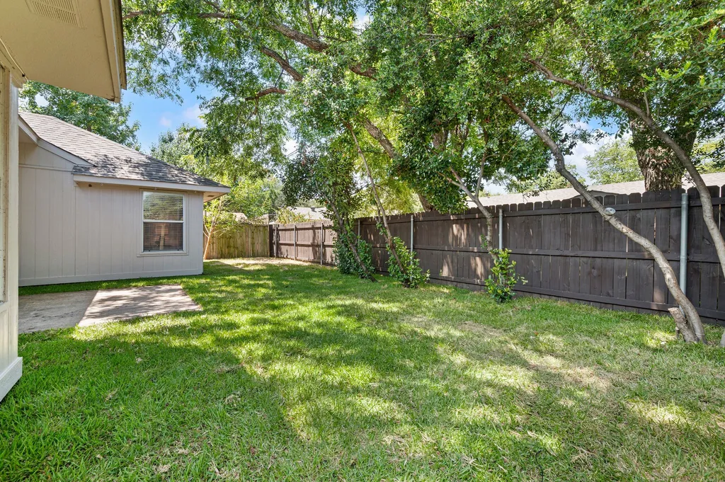 1208 Hanover Drive Euless TX 76040