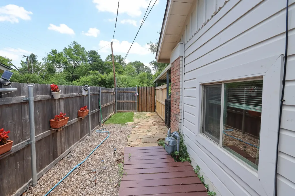 3808 S Timberline Drive Fort Worth TX 76119