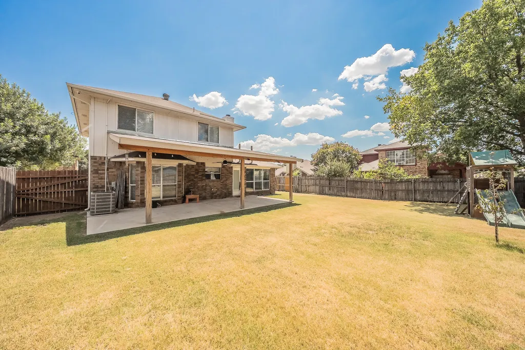 8505 Mystic Trail Fort Worth TX 76118
