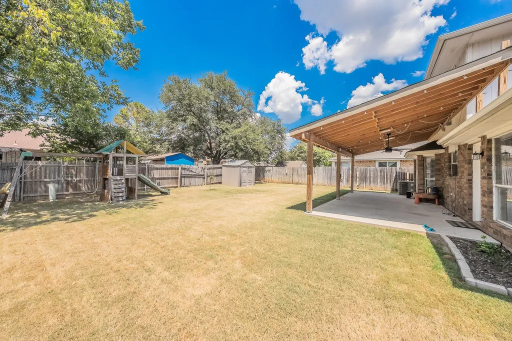 8505 Mystic Trail Fort Worth TX 76118