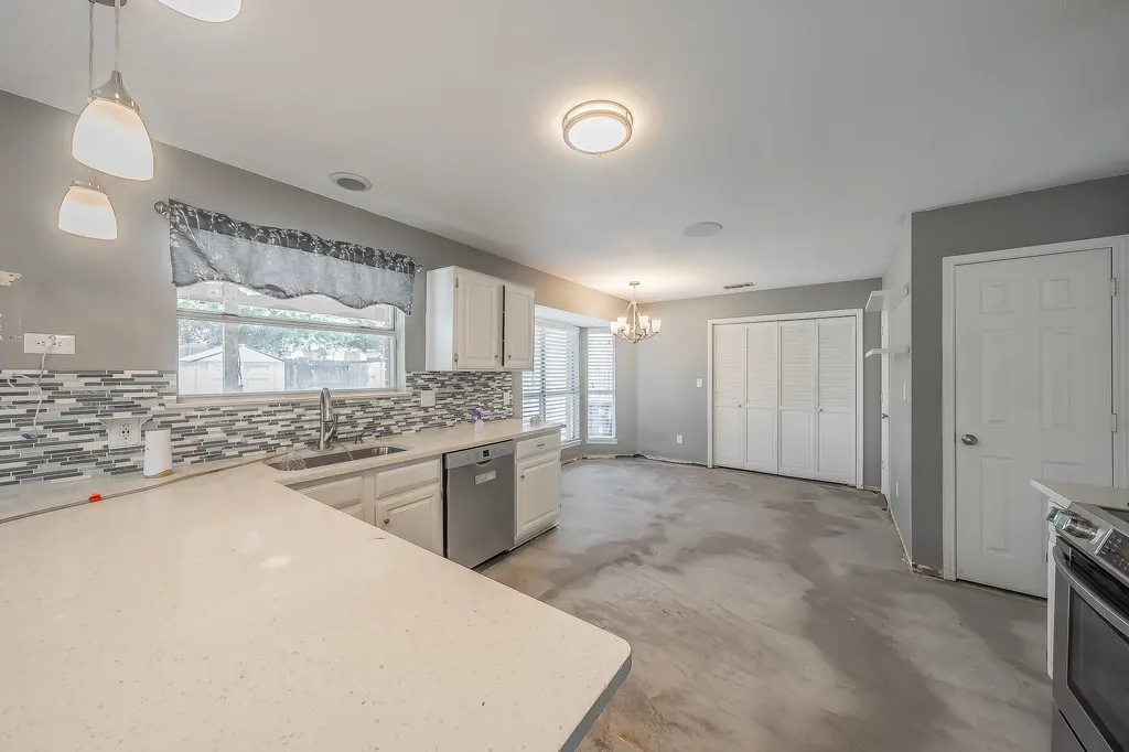 8505 Mystic Trail Fort Worth TX 76118