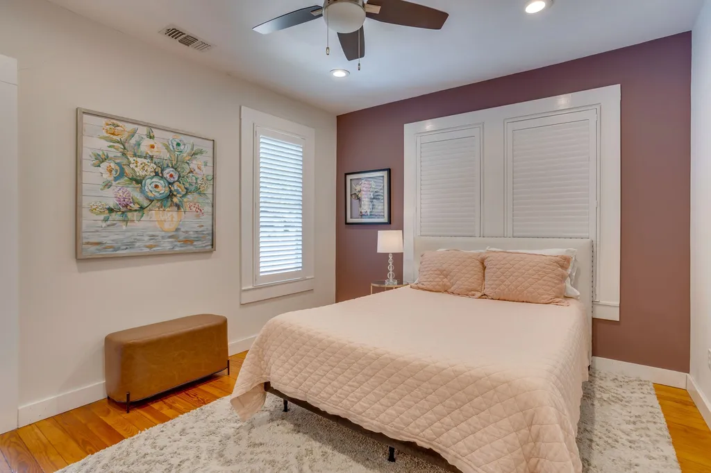 1126 Hawthorne Avenue Fort Worth TX 76110
