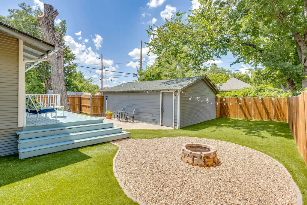 1126 Hawthorne Avenue Fort Worth TX 76110