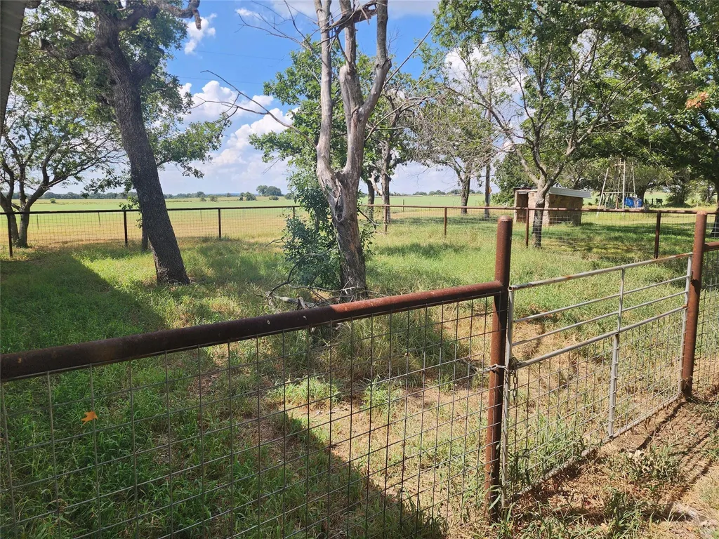 4030 Highway 2247 Comanche TX 76442