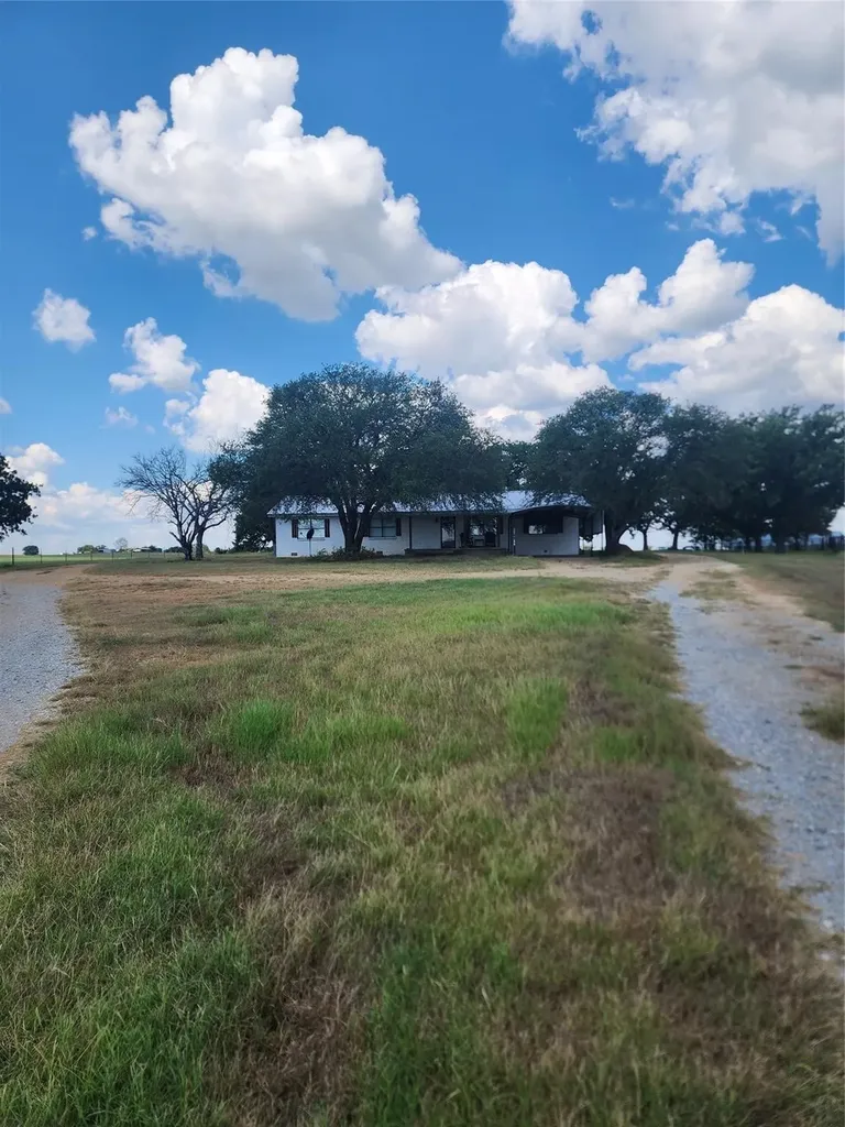 4030 Highway 2247 Comanche TX 76442