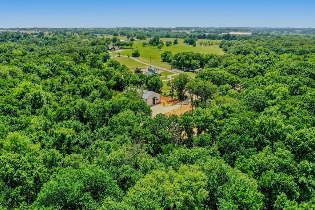 400 Wild Wood Lane Whitesboro TX 76273