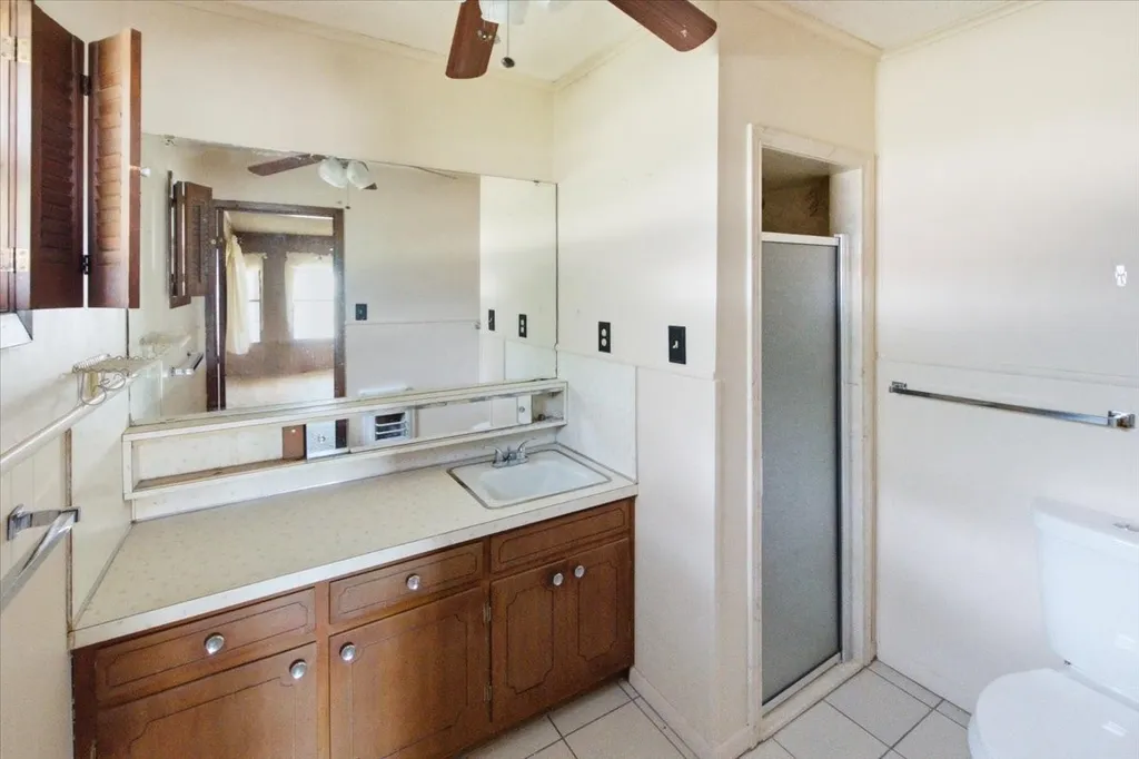 156 Bowie Mcgregor TX 76657