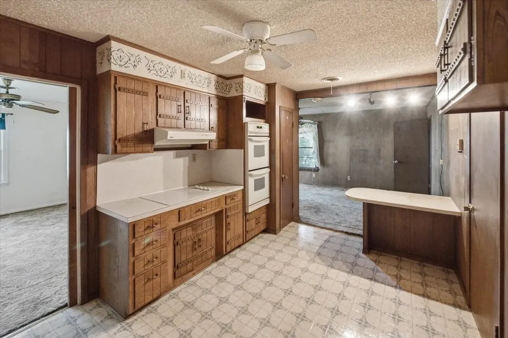 156 Bowie Mcgregor TX 76657