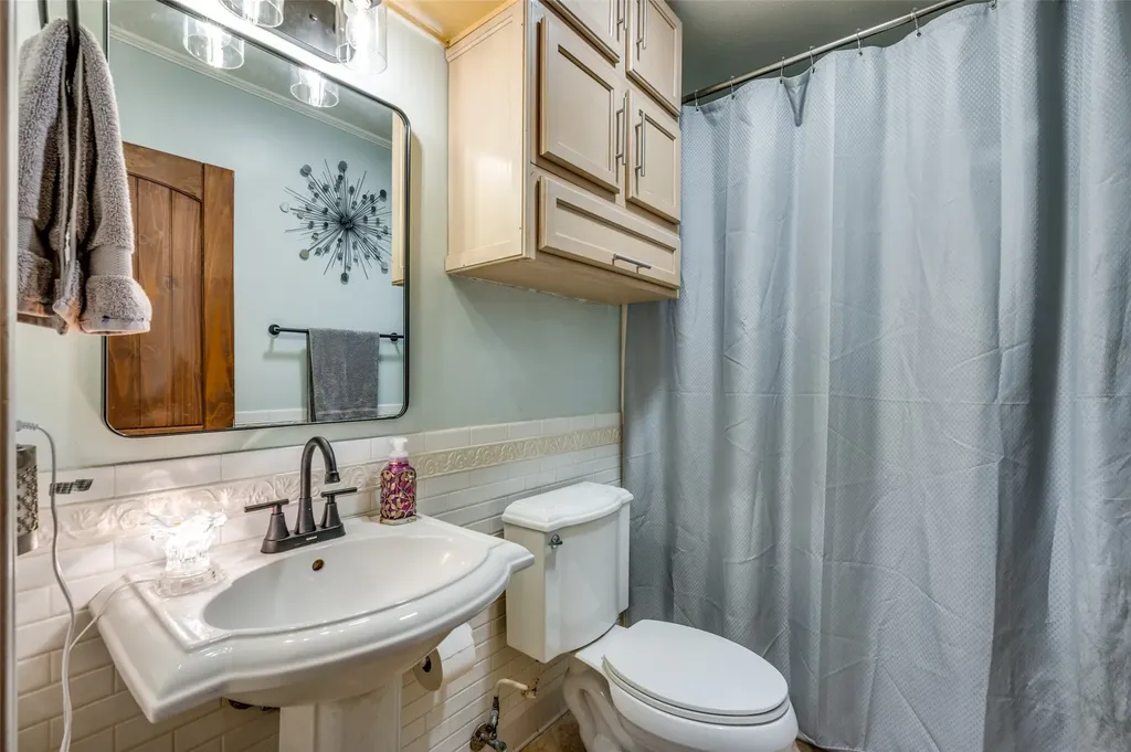 1106 Tenison Memorial Drive Dallas TX 75223