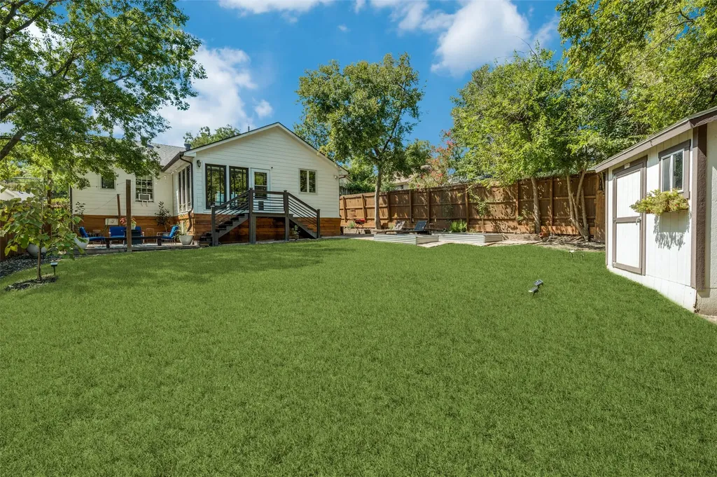 1106 Tenison Memorial Drive Dallas TX 75223
