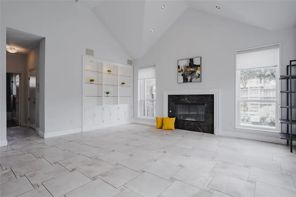3915 Compton Drive Richardson TX 75082