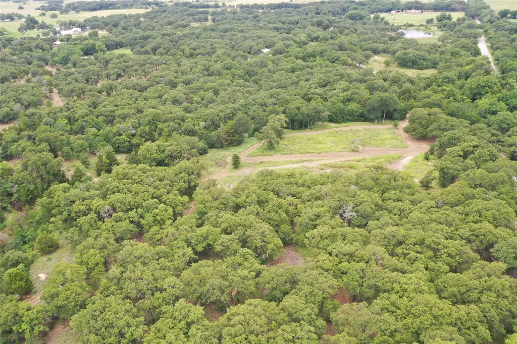 1309 County Road 1895 Sunset TX 76270