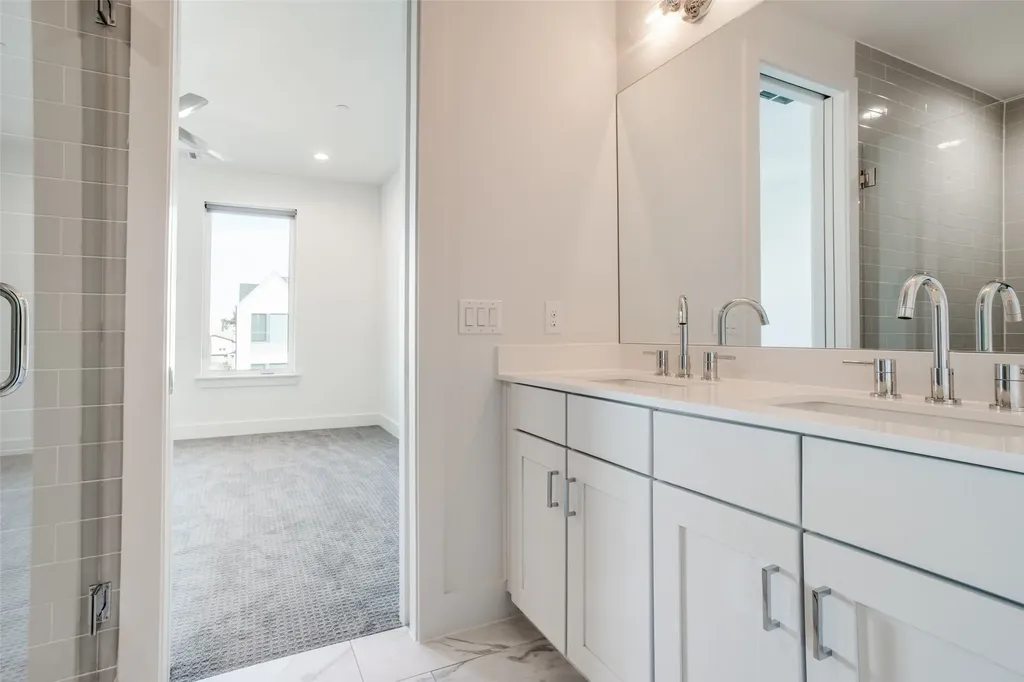 2128 Ashby Street Dallas TX 75204